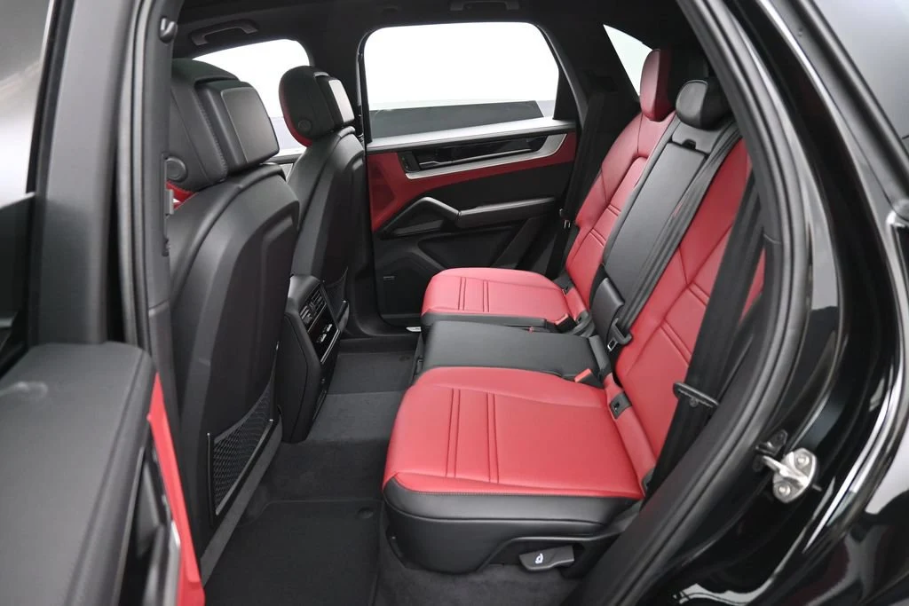 2026 Porsche Cayenne interior, seats, Black/Bordeaux Red