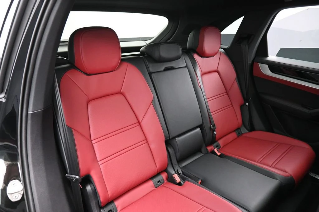 2026 Porsche Cayenne interior, seats, Black/Bordeaux Red