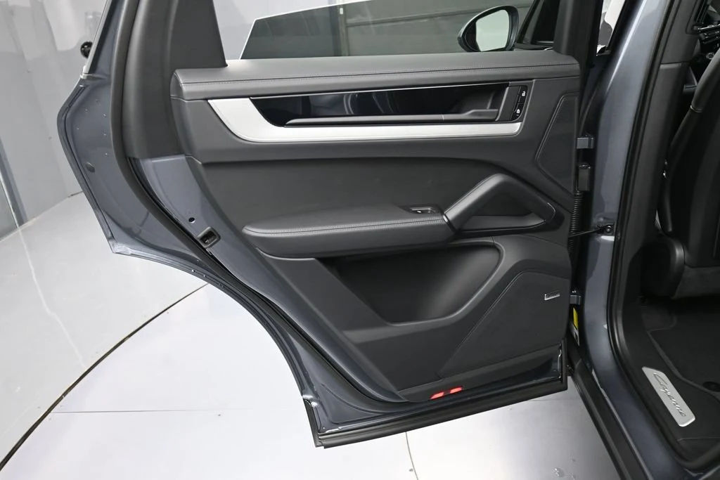 2026 Porsche Cayenne interior, door panel, Black