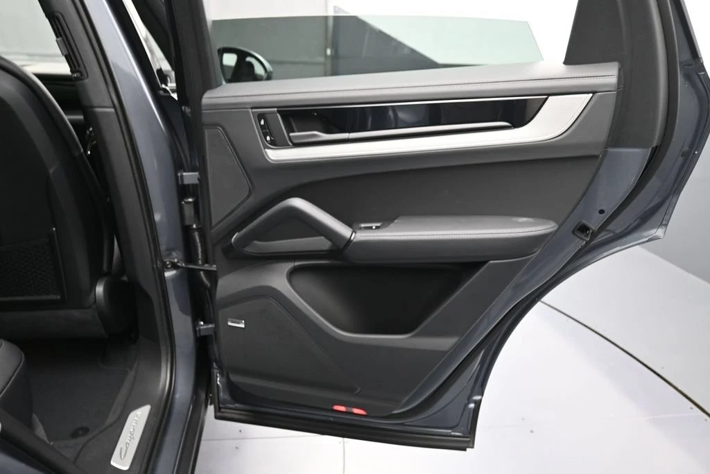 2026 Porsche Cayenne interior, door panel, Black