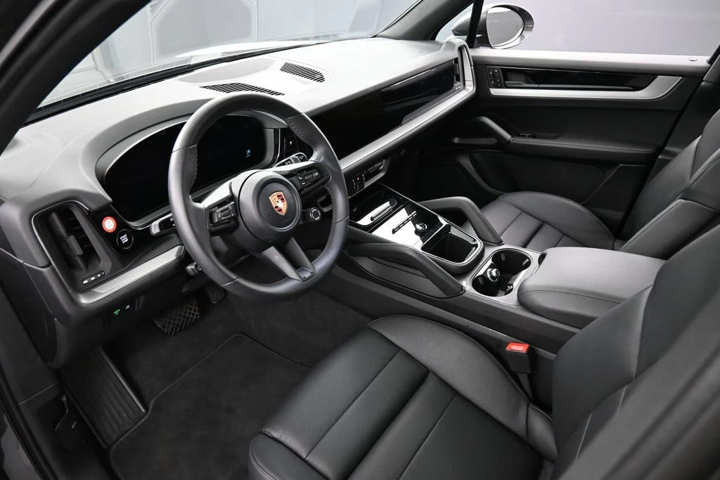 2026 Porsche Cayenne interior, Black