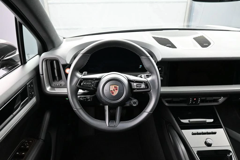 2026 Porsche Cayenne interior, Black
