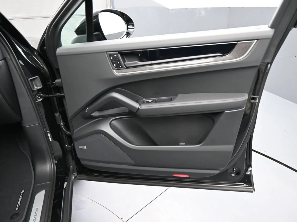 2026 Porsche Cayenne interior, door panel, Black