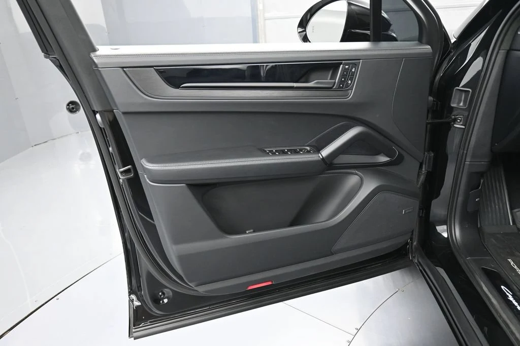2025 Porsche Cayenne GTS Coupe interior, door panel, Black