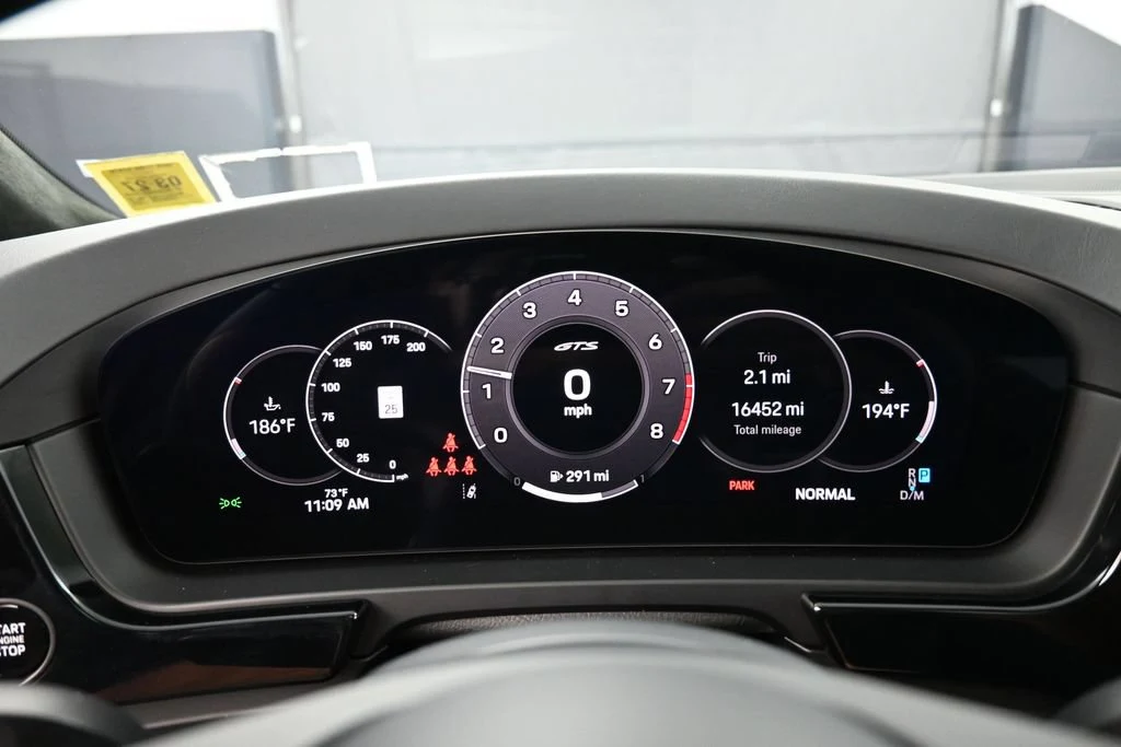 2025 Porsche Cayenne GTS Coupe interior, Black