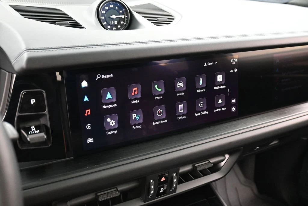 2025 Porsche Cayenne GTS Coupe interior, dashboard, Black