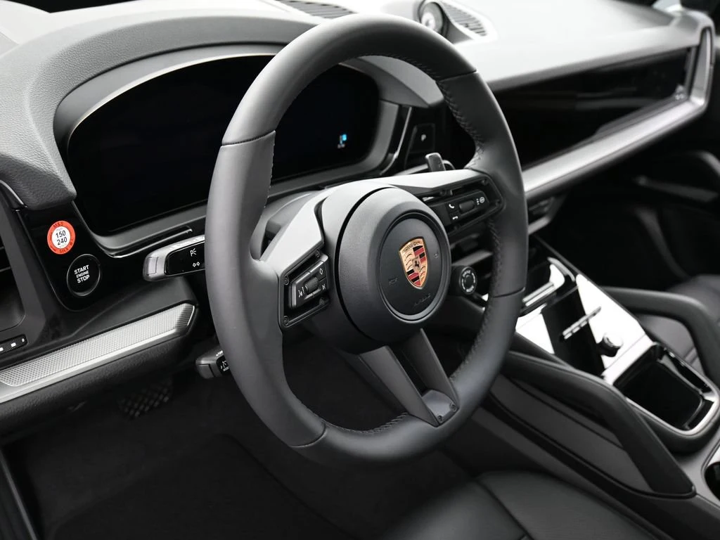 2026 Porsche Cayenne E-Hybrid Coupe interior, Black
