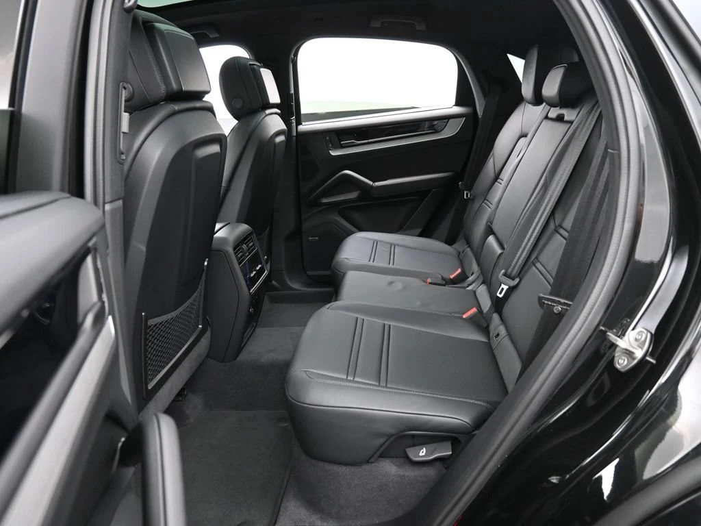 2026 Porsche Cayenne E-Hybrid Coupe interior, seats, Black