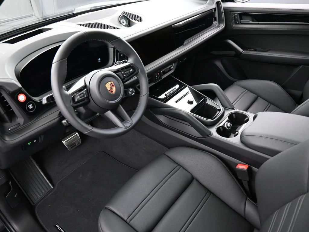 2026 Porsche Cayenne GTS Coupe interior, Black