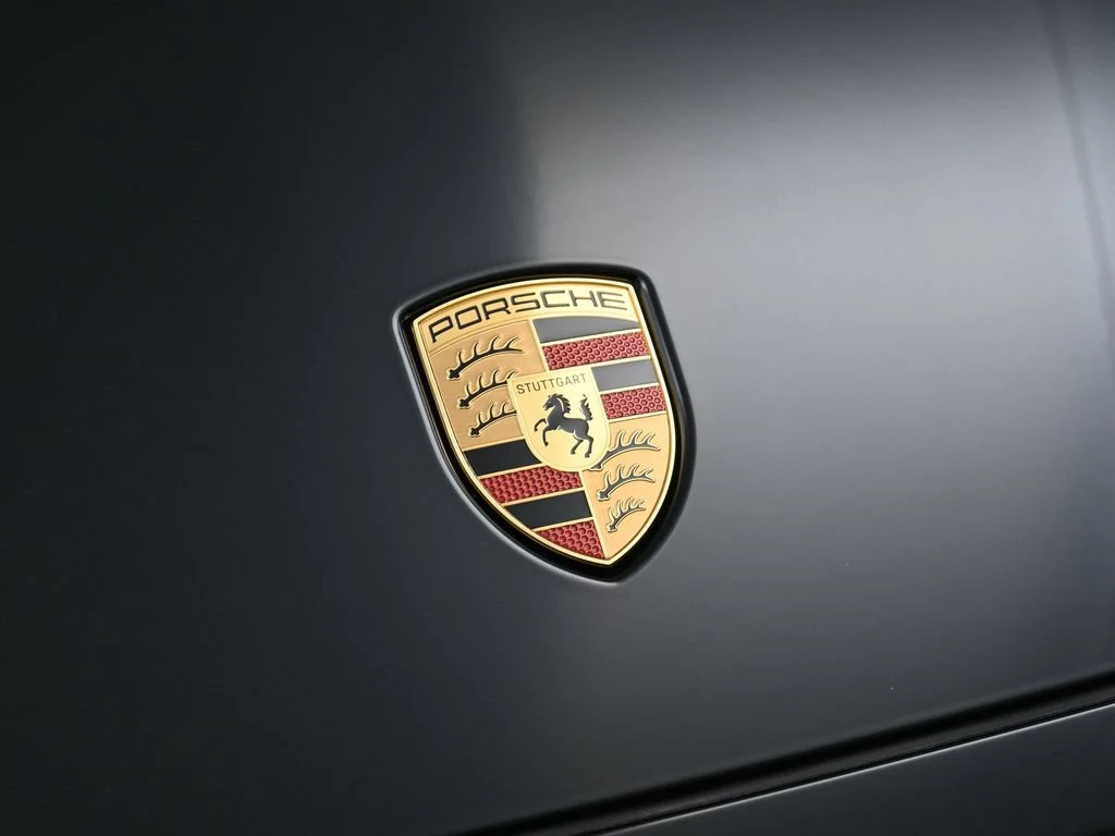 2026 Porsche Cayenne GTS Coupe, detail