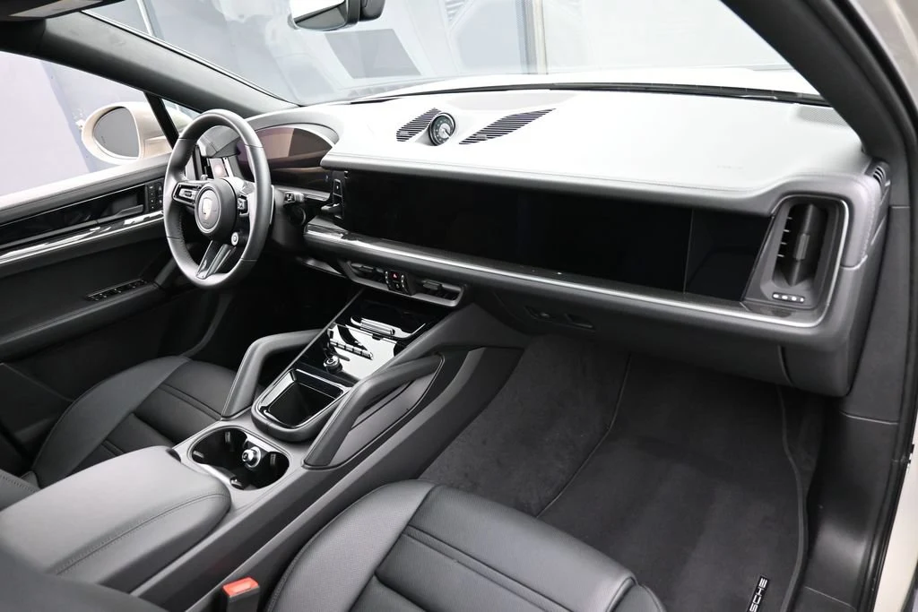 2026 Porsche Cayenne S Coupe interior