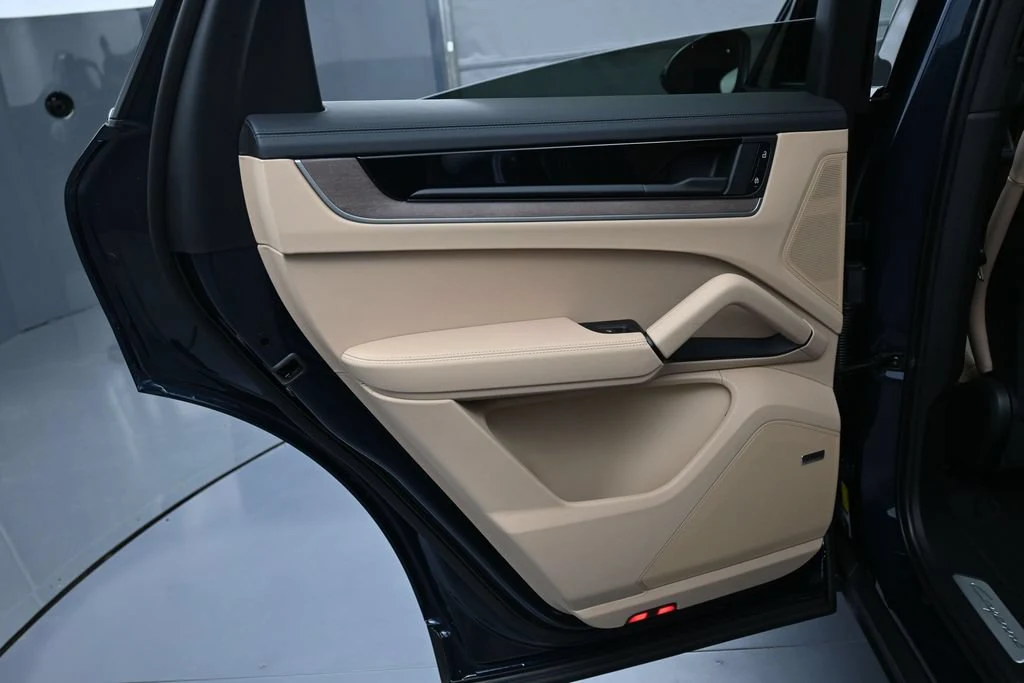 2026 Porsche Cayenne S Coupe interior, door panel, Black/Mojave Beige