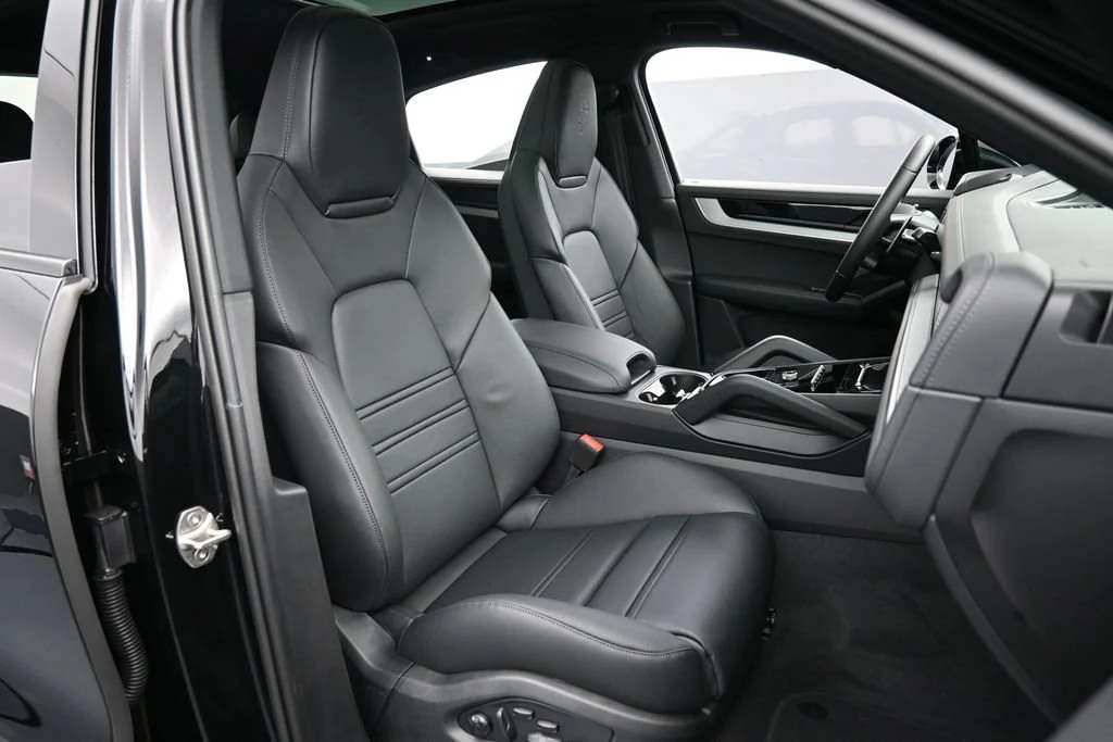 2026 Porsche Cayenne S Coupe interior, seats, Black