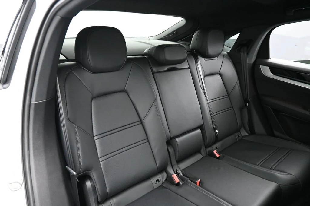 2026 Porsche Cayenne S Coupe interior, seats, Black