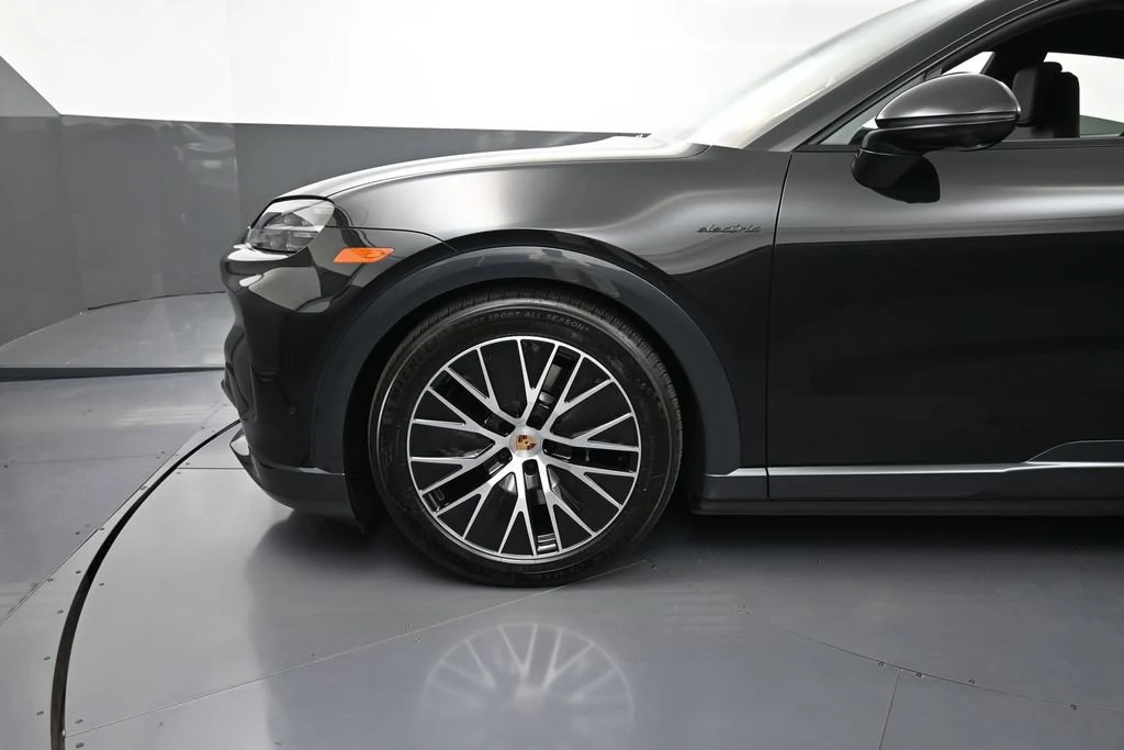 2026 Porsche Cayenne S Electric Coupe for sale, exterior, Black
