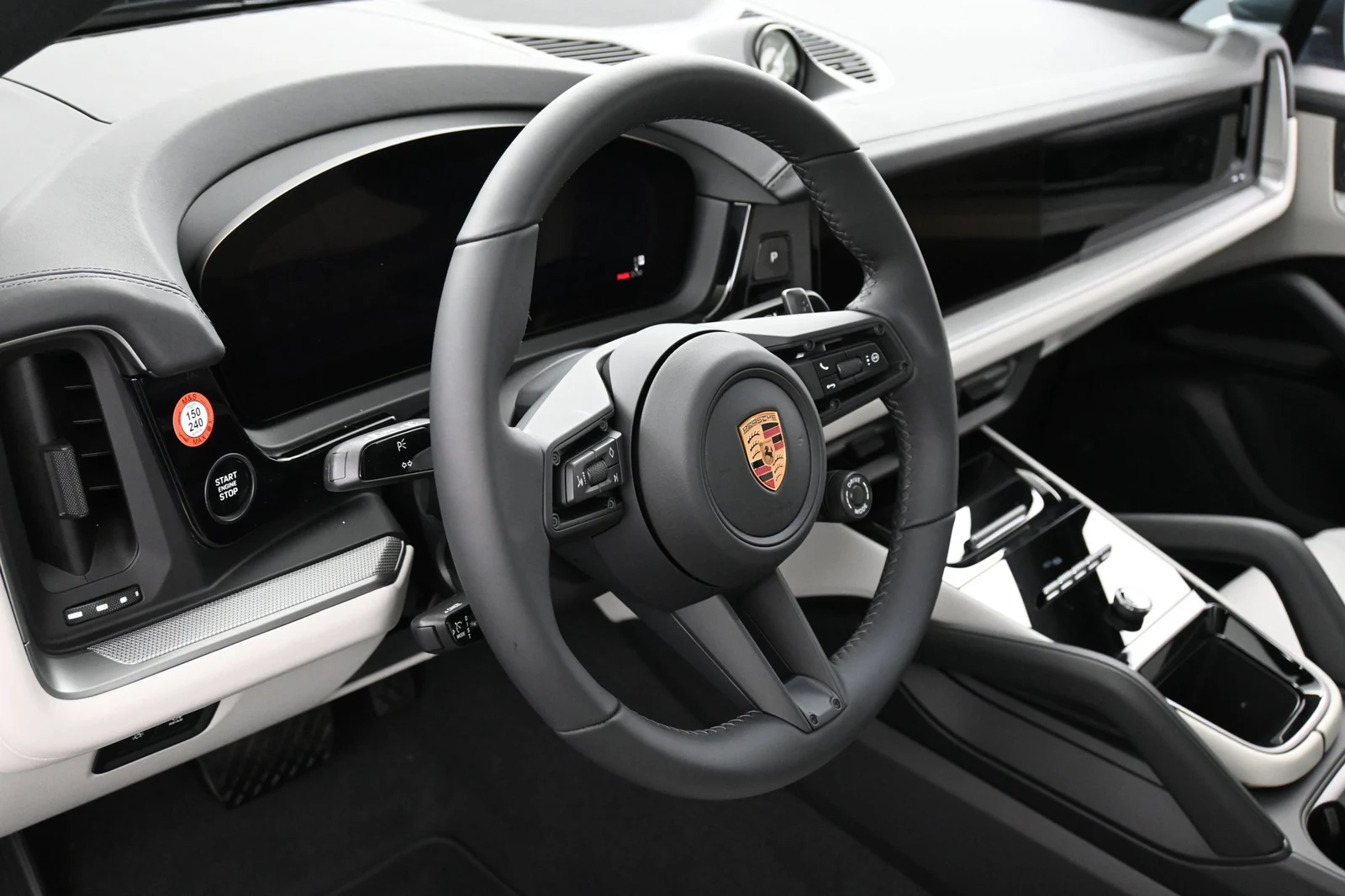 2027 Porsche Cayenne Coupe interior, Black/Chalk
