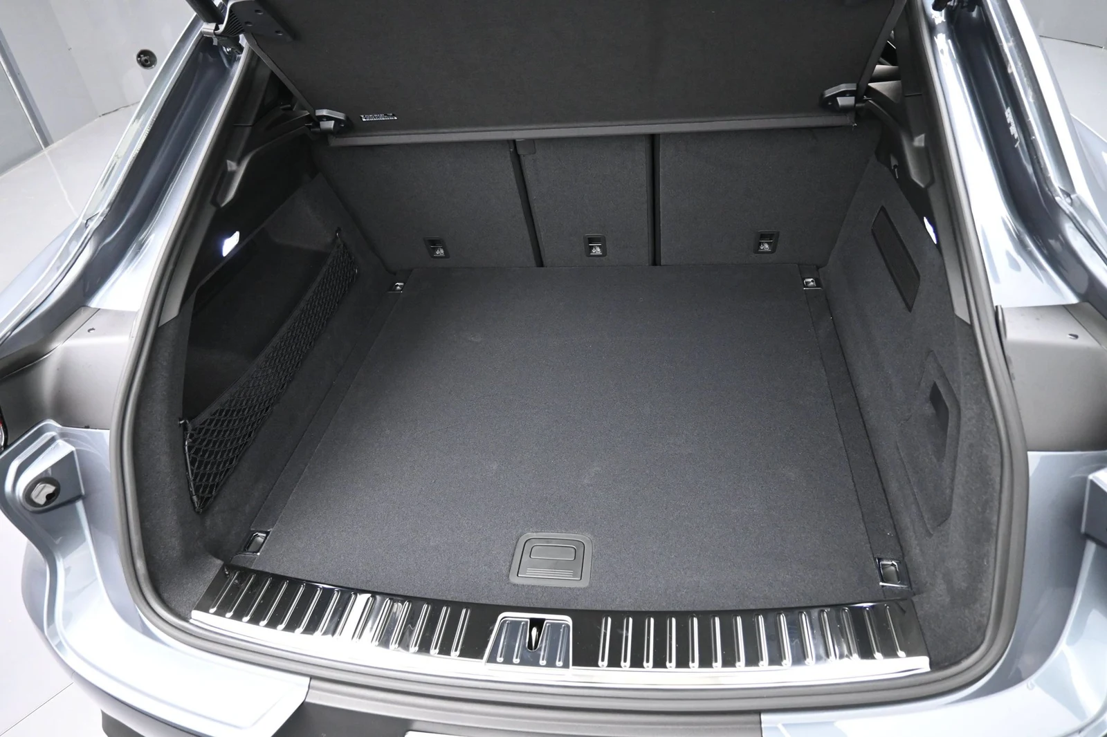 2027 Porsche Cayenne Coupe trunk