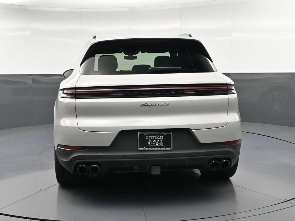 2025 Porsche Cayenne S E-Hybrid, rear three-quarter view, Grey
