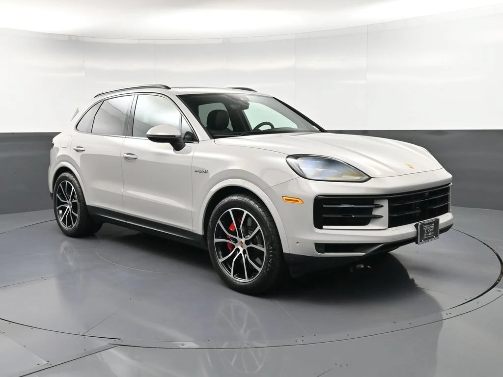 2025 Porsche Cayenne S E-Hybrid for sale, front three-quarter view, Grey