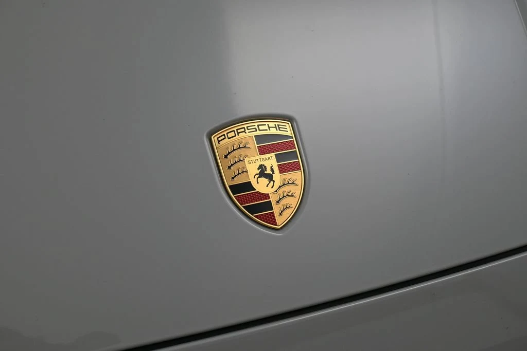 2025 Porsche Cayenne S E-Hybrid, detail