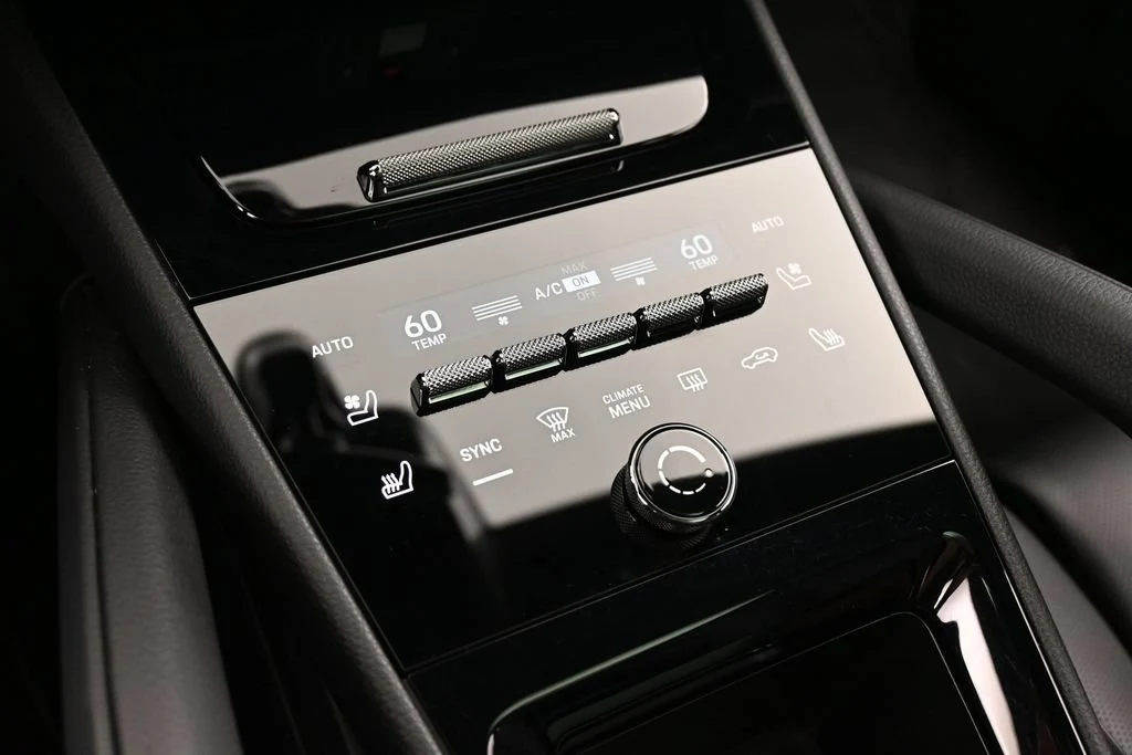 2025 Porsche Cayenne S E-Hybrid interior, center console, Black
