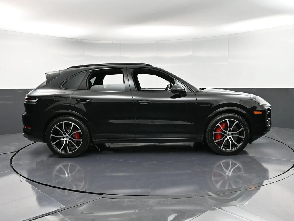 2026 Porsche Cayenne Turbo E-Hybrid for sale, exterior, Black