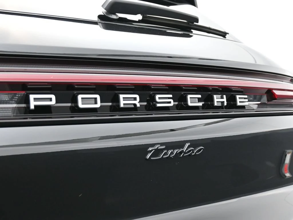 2026 Porsche Cayenne Turbo E-Hybrid for sale, photo 13 of 30
