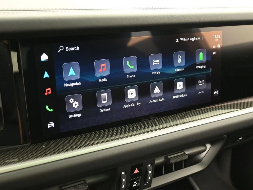 2026 Porsche Cayenne Turbo E-Hybrid interior, Black