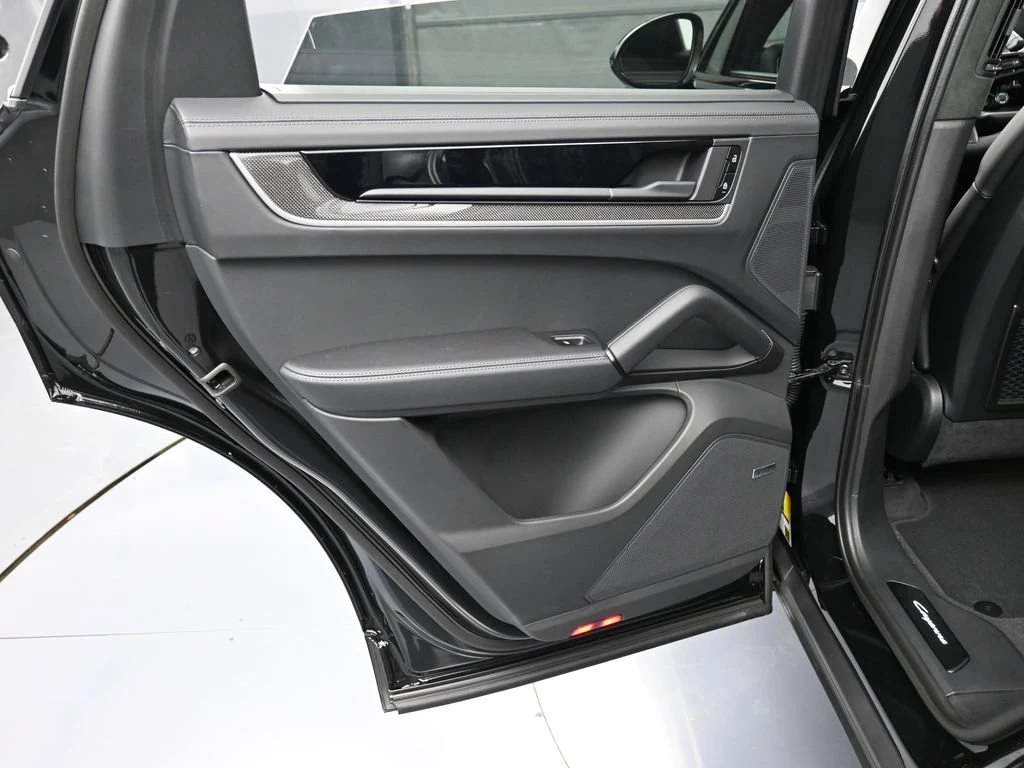 2026 Porsche Cayenne Turbo E-Hybrid interior, door panel, Black