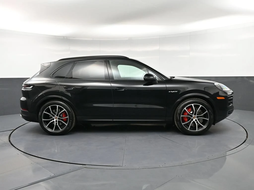 2026 Porsche Cayenne S E-Hybrid for sale, exterior, Black