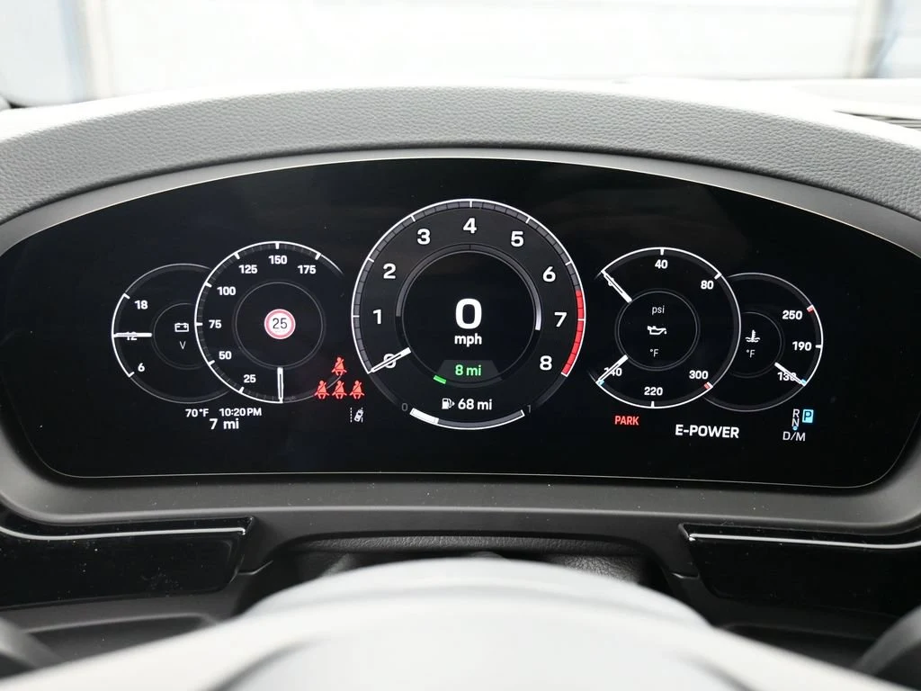 2026 Porsche Cayenne E-Hybrid interior, Black