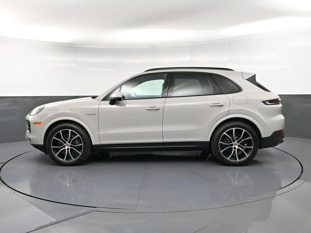 2026 Porsche Cayenne E-Hybrid for sale, exterior, Grey