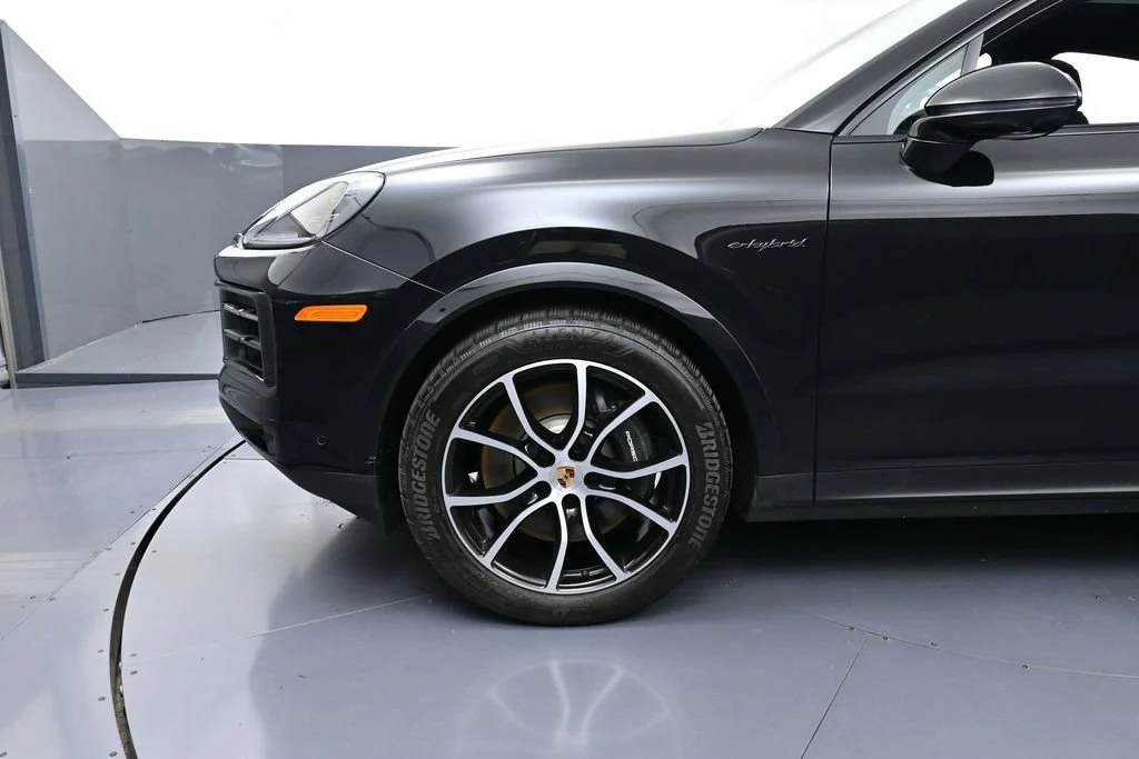 2025 Porsche Cayenne E-Hybrid Coupe for sale, exterior, Black