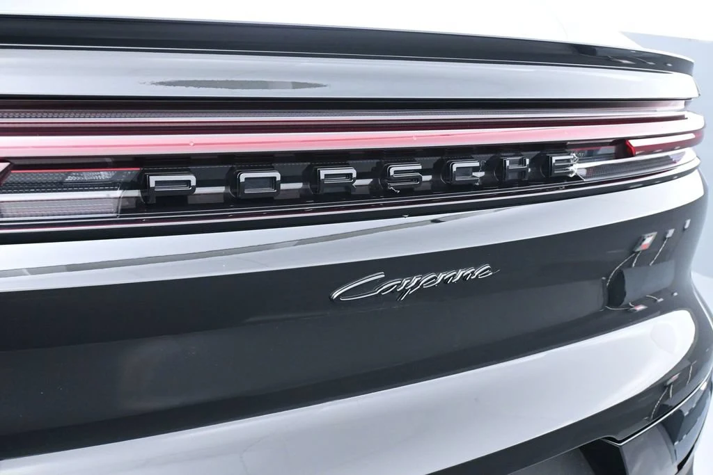 2025 Porsche Cayenne E-Hybrid Coupe for sale, exterior, Black