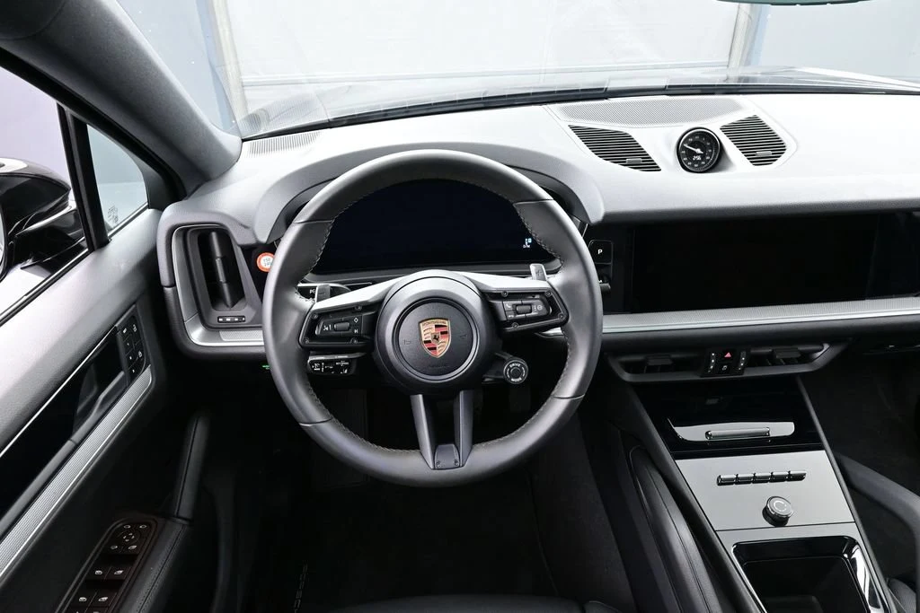 2025 Porsche Cayenne E-Hybrid Coupe interior, dashboard, Black