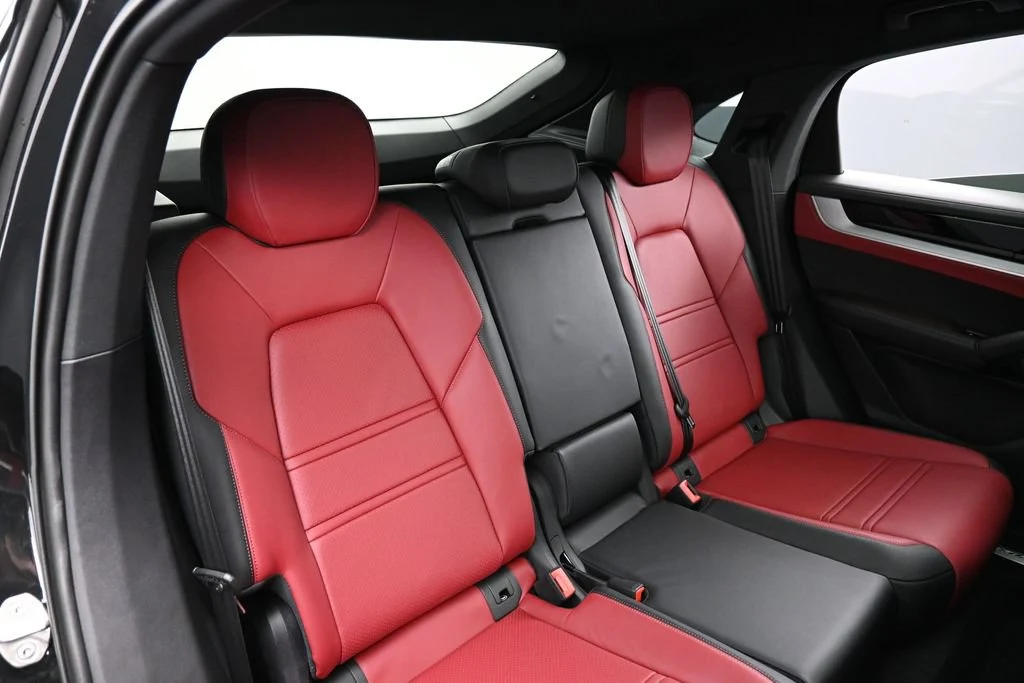 2026 Porsche Cayenne E-Hybrid Coupe interior, seats, Black/Bordeaux Red