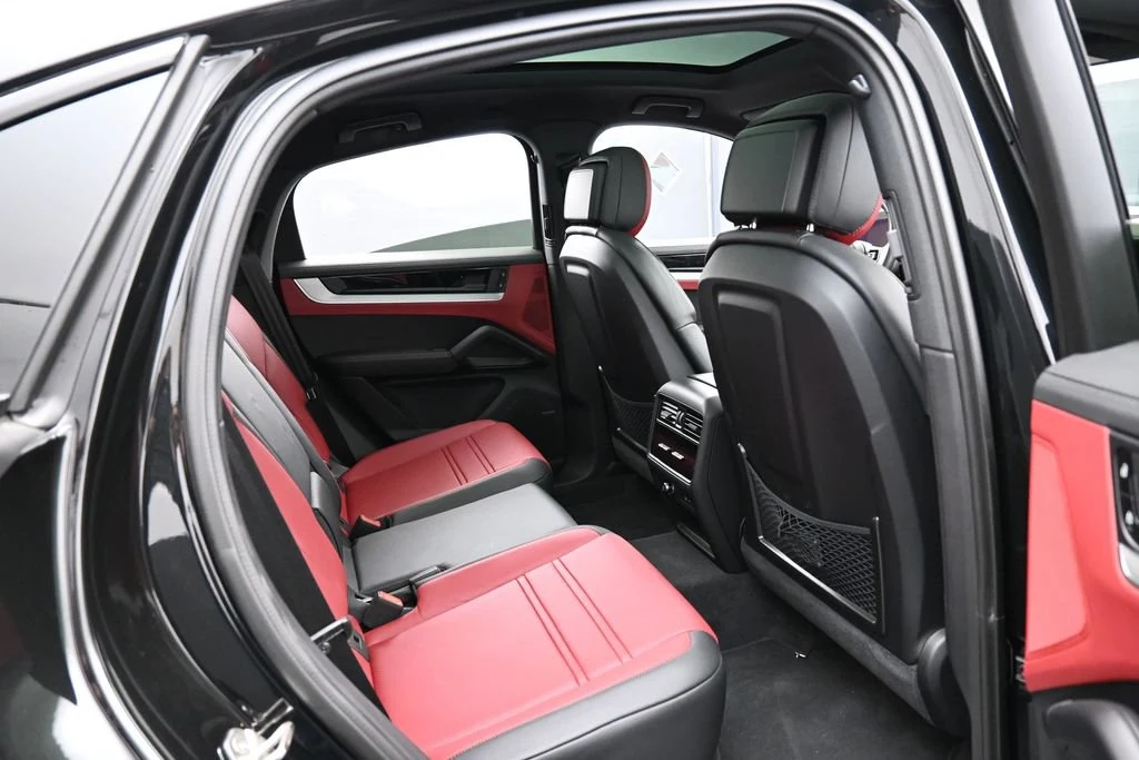 2026 Porsche Cayenne E-Hybrid Coupe interior, seats, Black/Bordeaux Red
