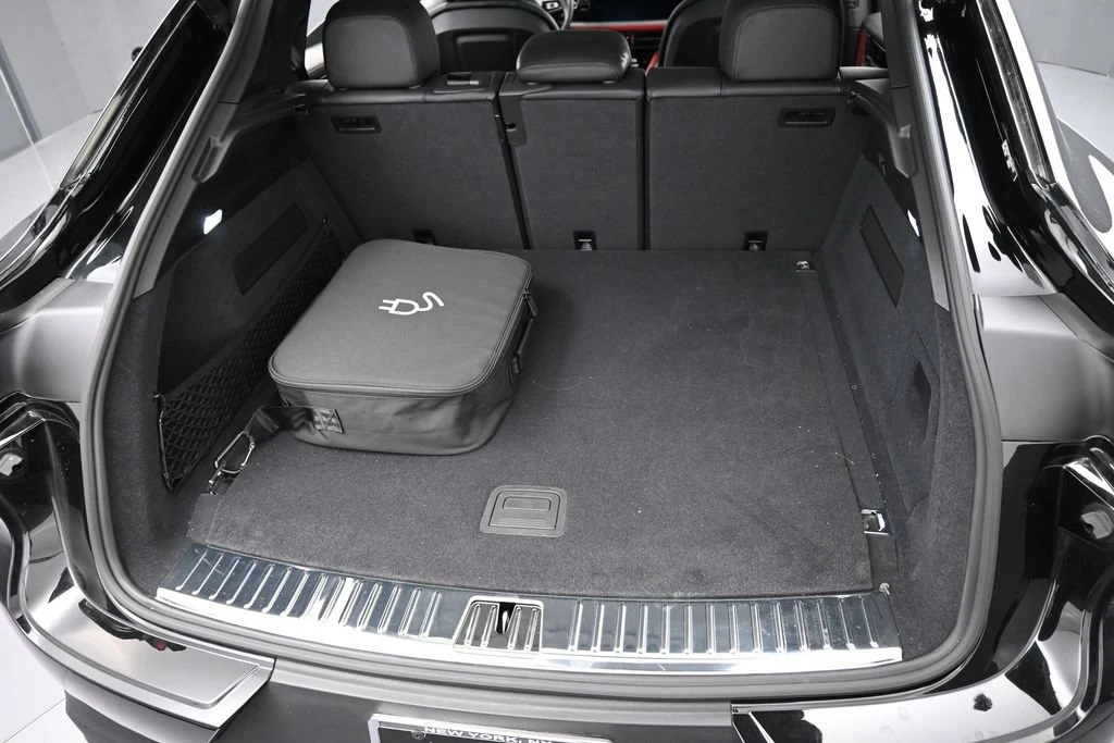 2026 Porsche Cayenne E-Hybrid Coupe trunk