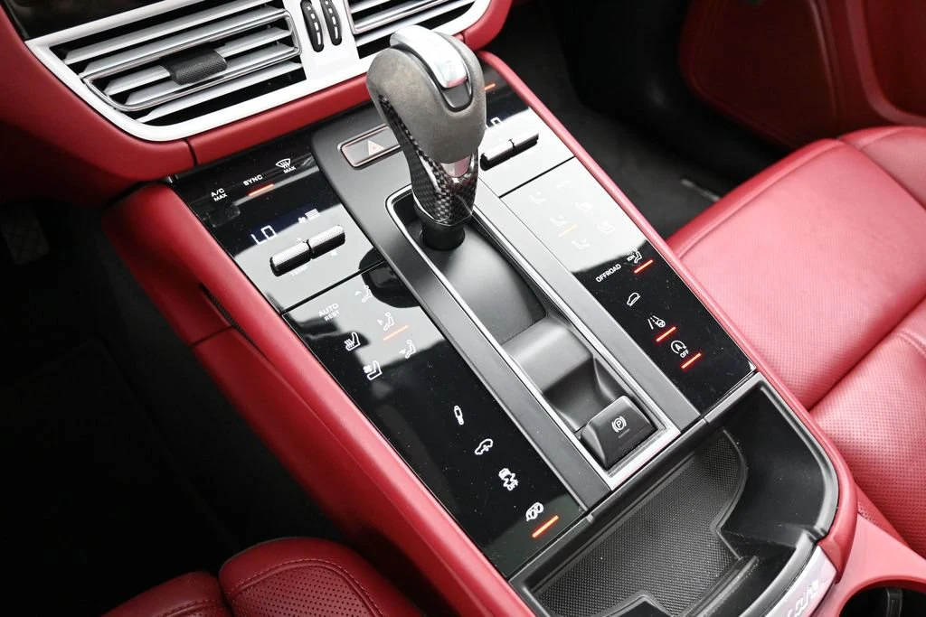 2022 Porsche Macan GTS interior, center console, Black/Bordeaux Red