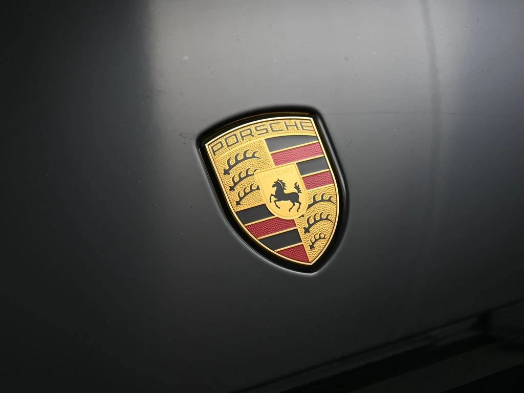 2023 Porsche Macan T, detail