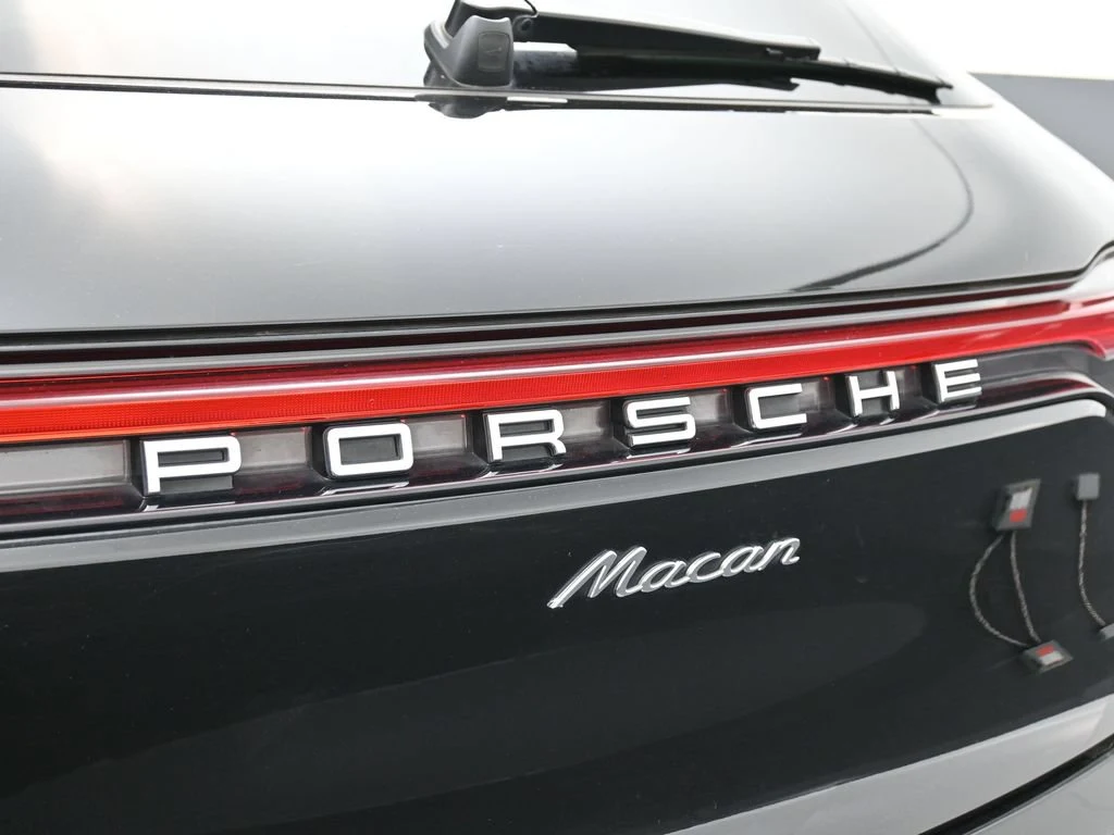 2023 Porsche Macan T for sale, photo 13 of 30