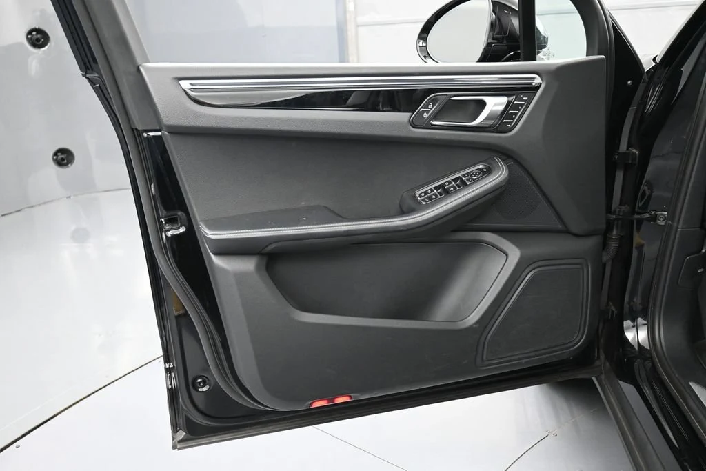 2023 Porsche Macan S interior, door panel, Black