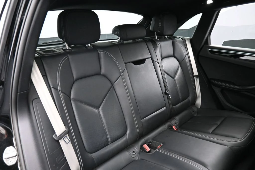 2023 Porsche Macan S interior, seats, Black