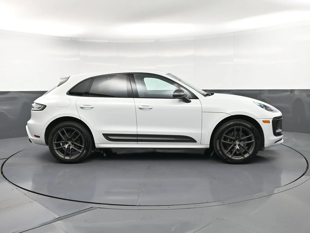 2023 Porsche Macan T for sale, exterior, White