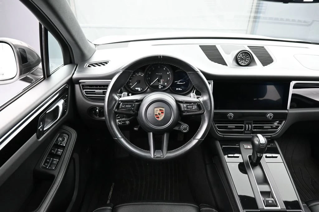 2023 Porsche Macan T interior, dashboard, Black