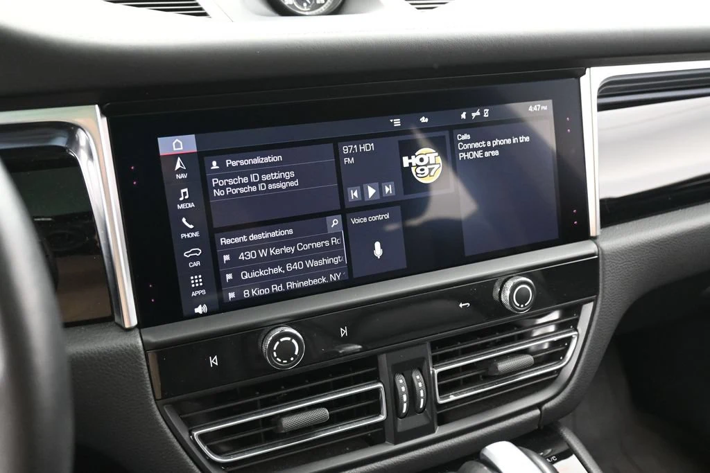 2023 Porsche Macan T interior, Black