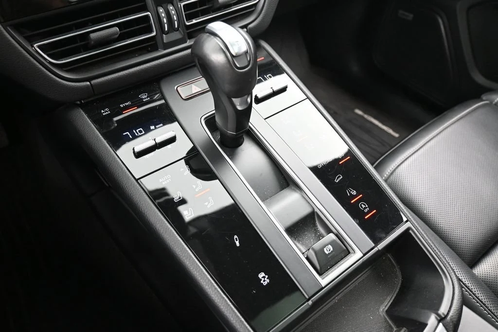 2023 Porsche Macan T interior, center console, Black