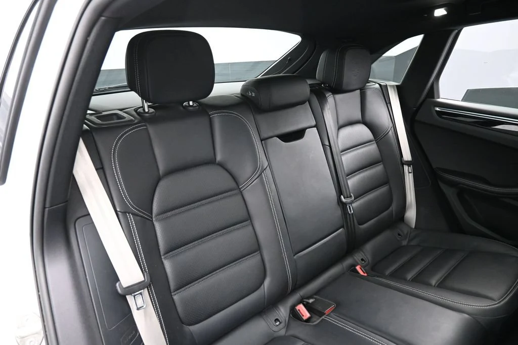 2023 Porsche Macan T interior, seats, Black
