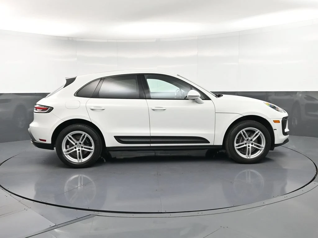 2023 Porsche Macan T for sale, exterior, White