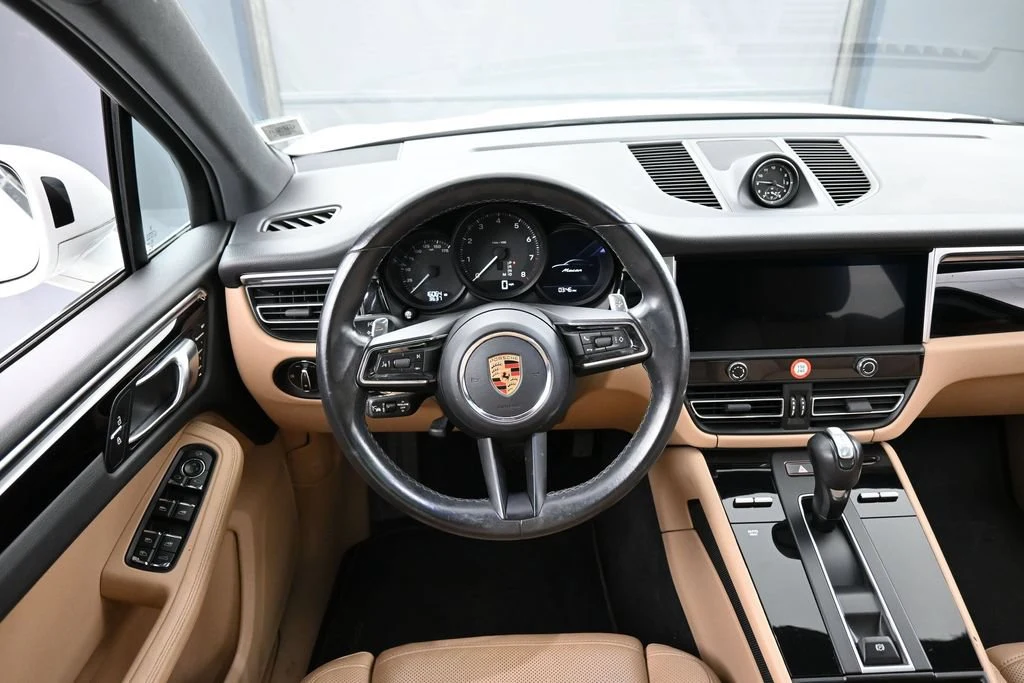 2023 Porsche Macan T interior, dashboard, Black/Mojave Beige